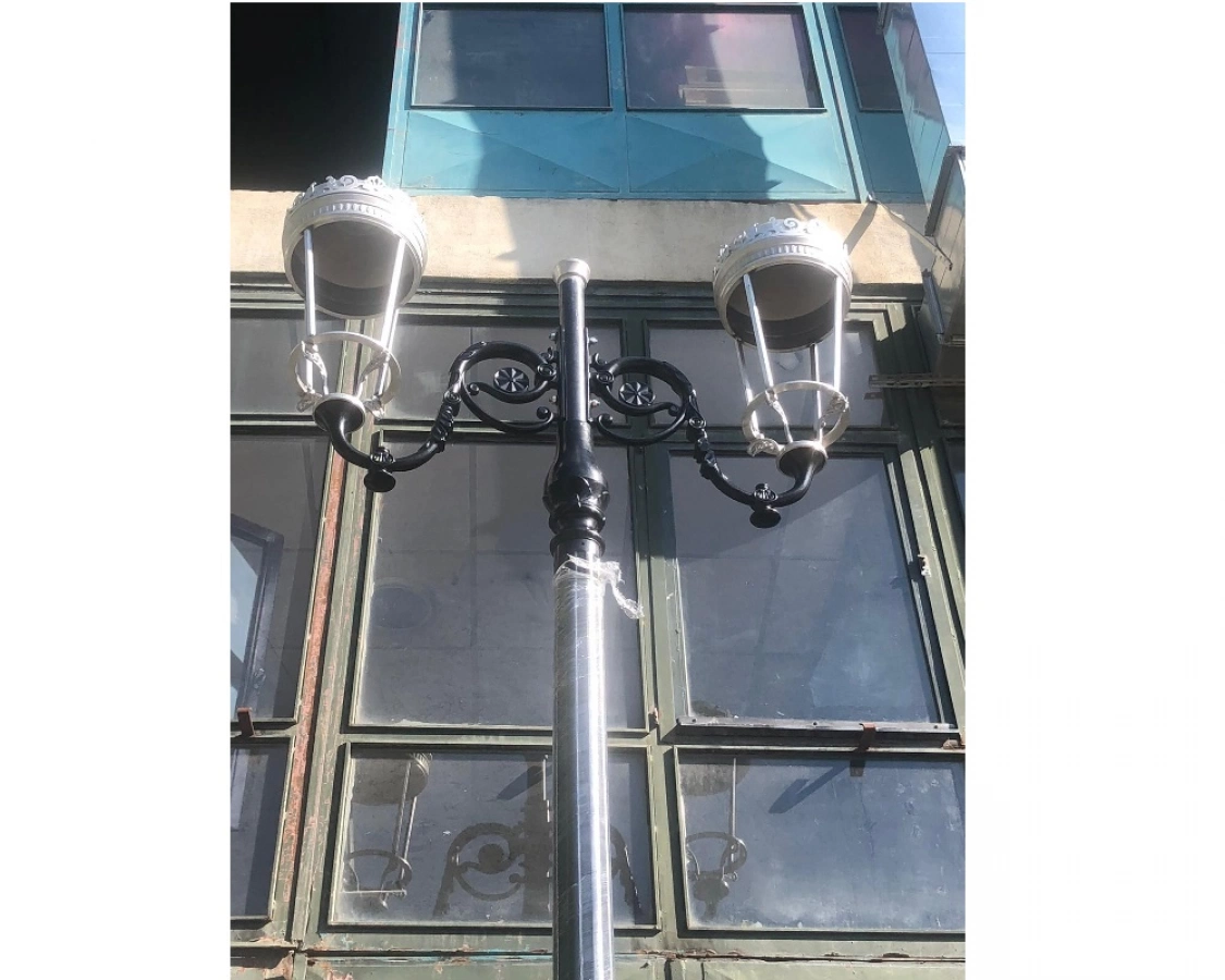 Cast aluminium decorative street light poles